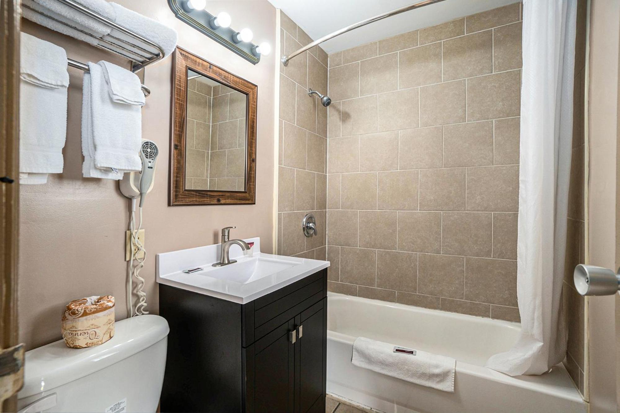 Great Lakes Inn & Suites South Haven Kamer foto